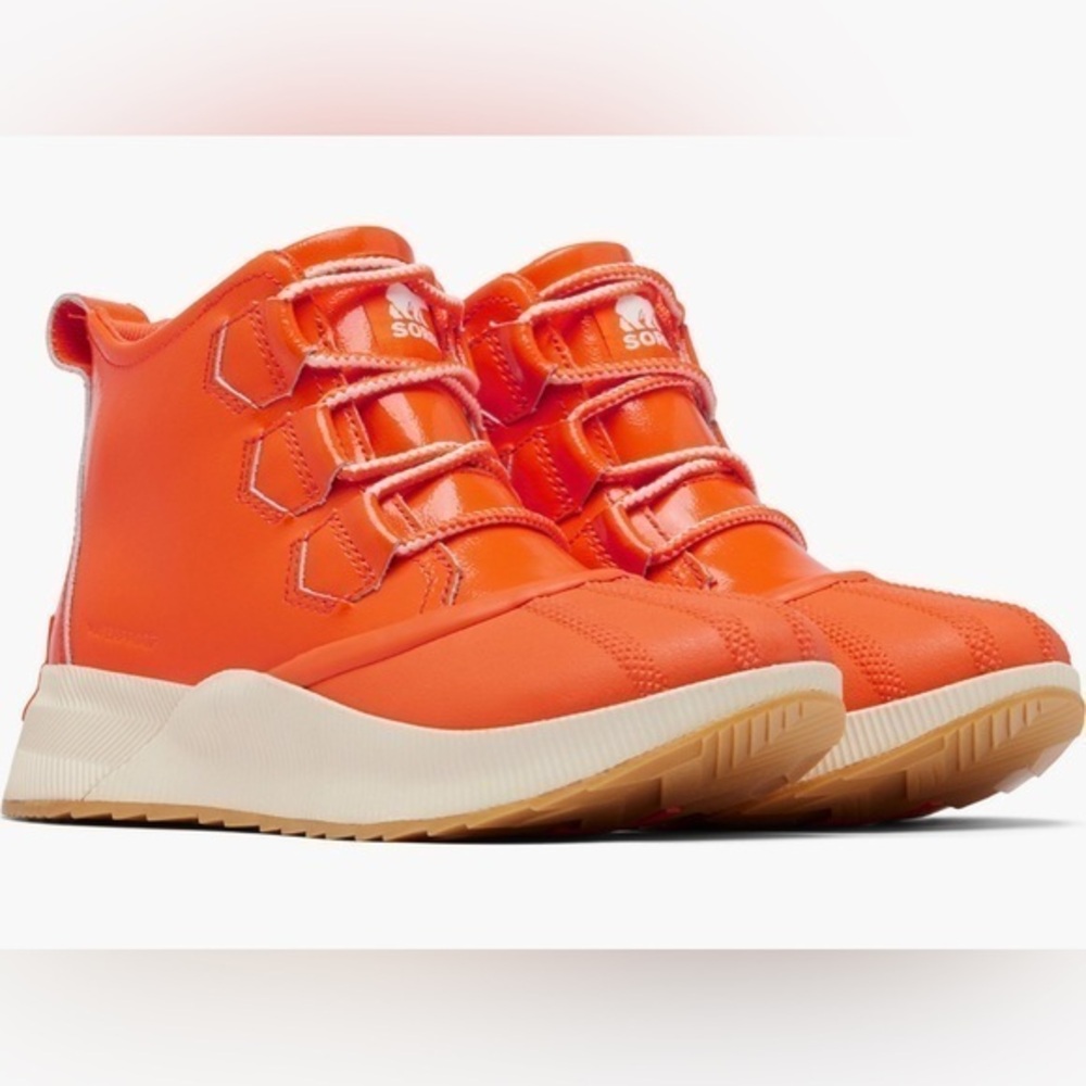 Sorel Women Out N About Ill Low Sneaker Duck Boot, Orange or Camel Brown/Black 9